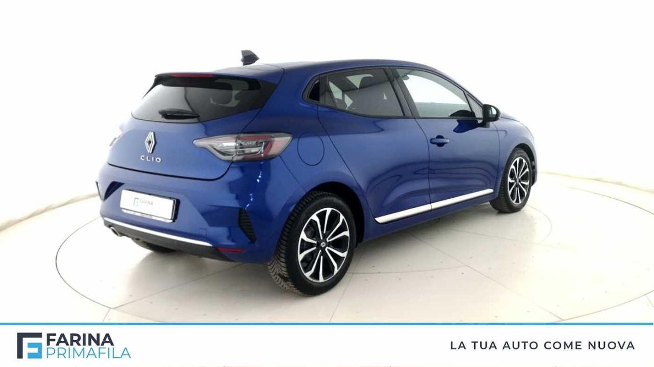 Renault Renault Clio usata, con luci diurne a led