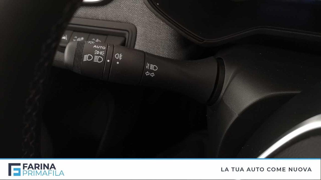 Renault Renault Clio usata, con assistenza alla frenata