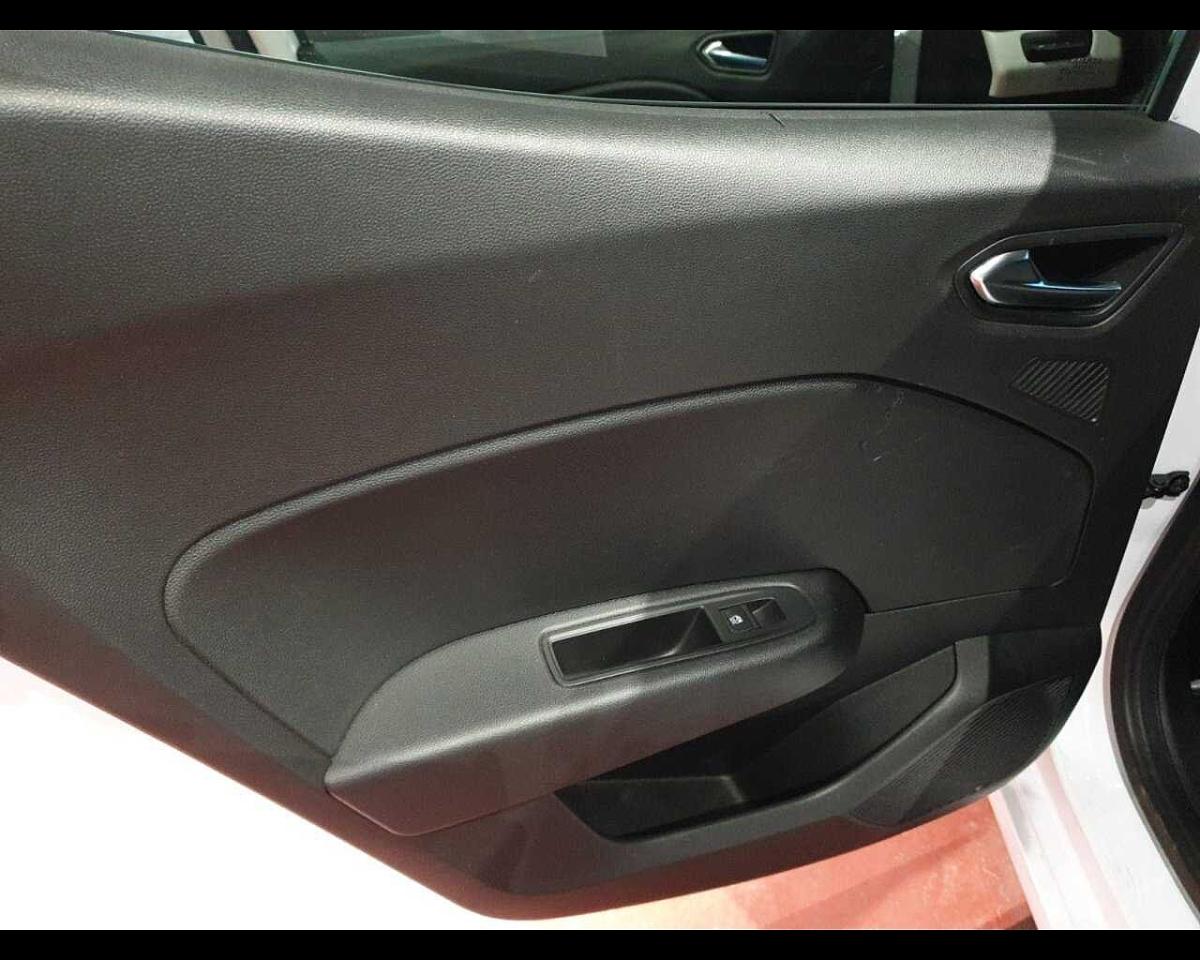 Renault Renault Clio usata, con sensori luce
