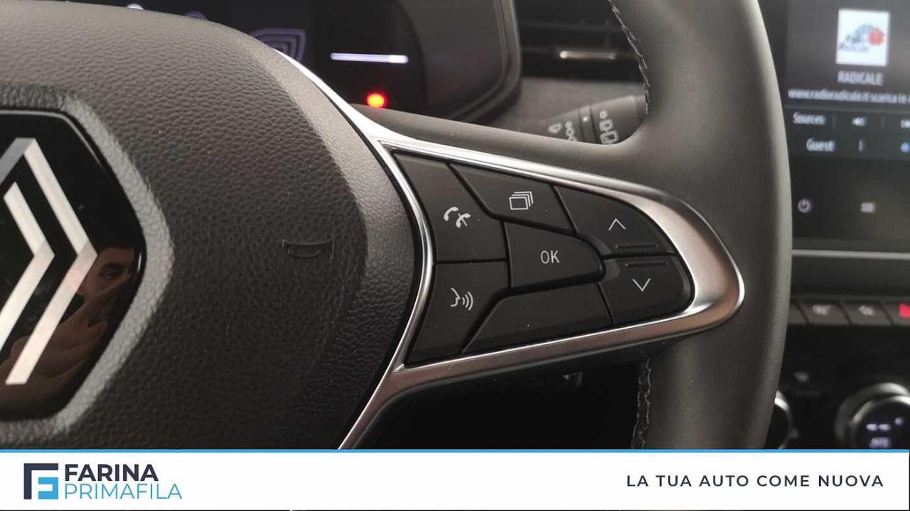 Renault Renault Clio usata, con bracciolo porta oggetti