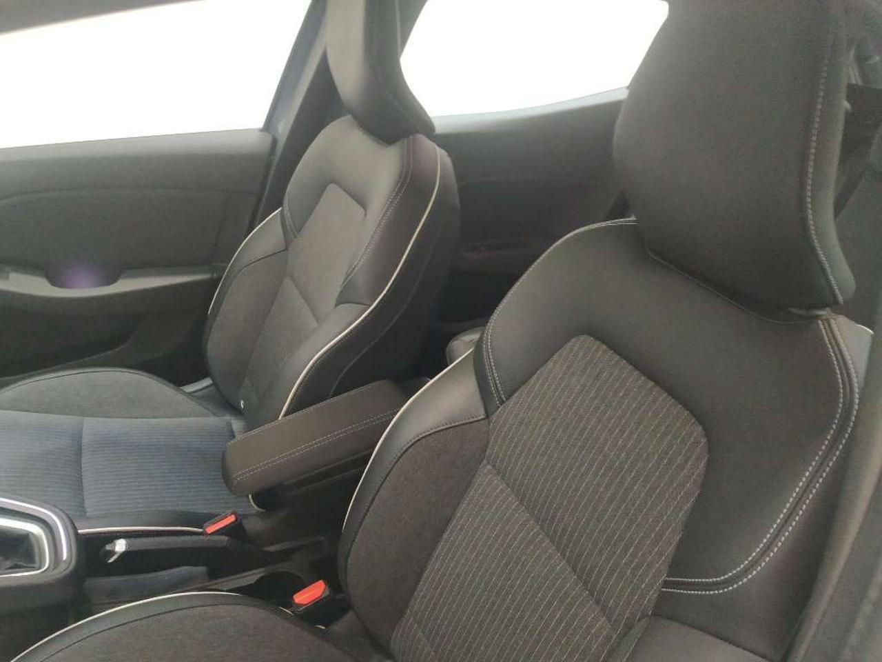 Renault Renault Clio usata 2