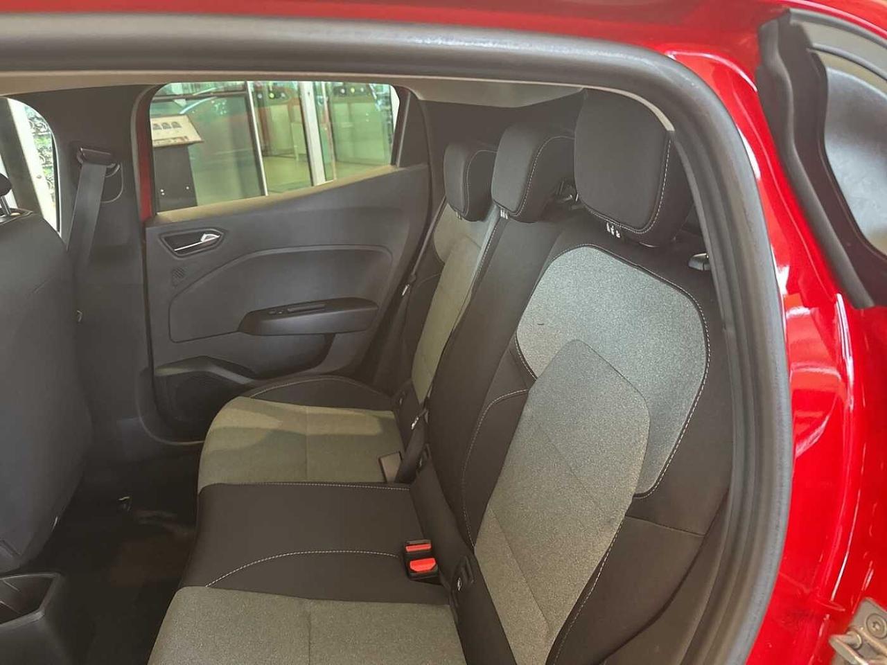 Renault Renault Clio usata, con 6 marce