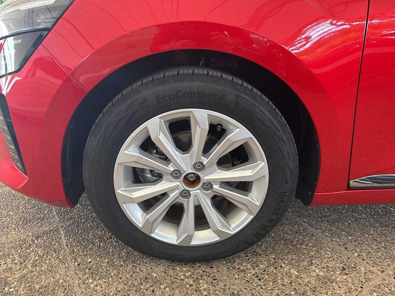 Renault Renault Clio usata, con head-up display