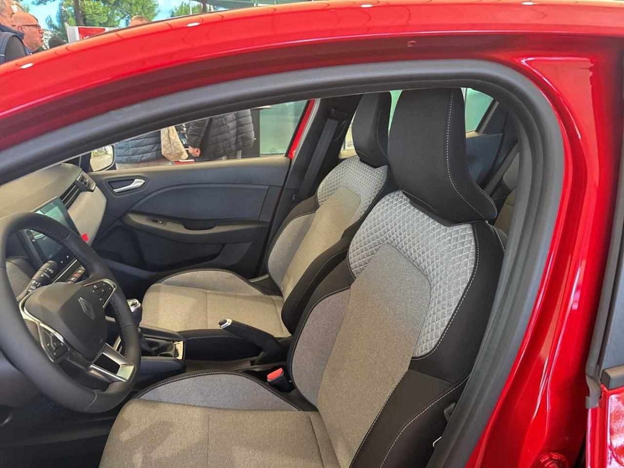 Renault Renault Clio usata, con 6 marce