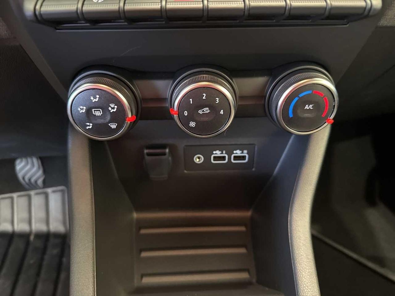 Renault Renault Clio usata, con clima automatico