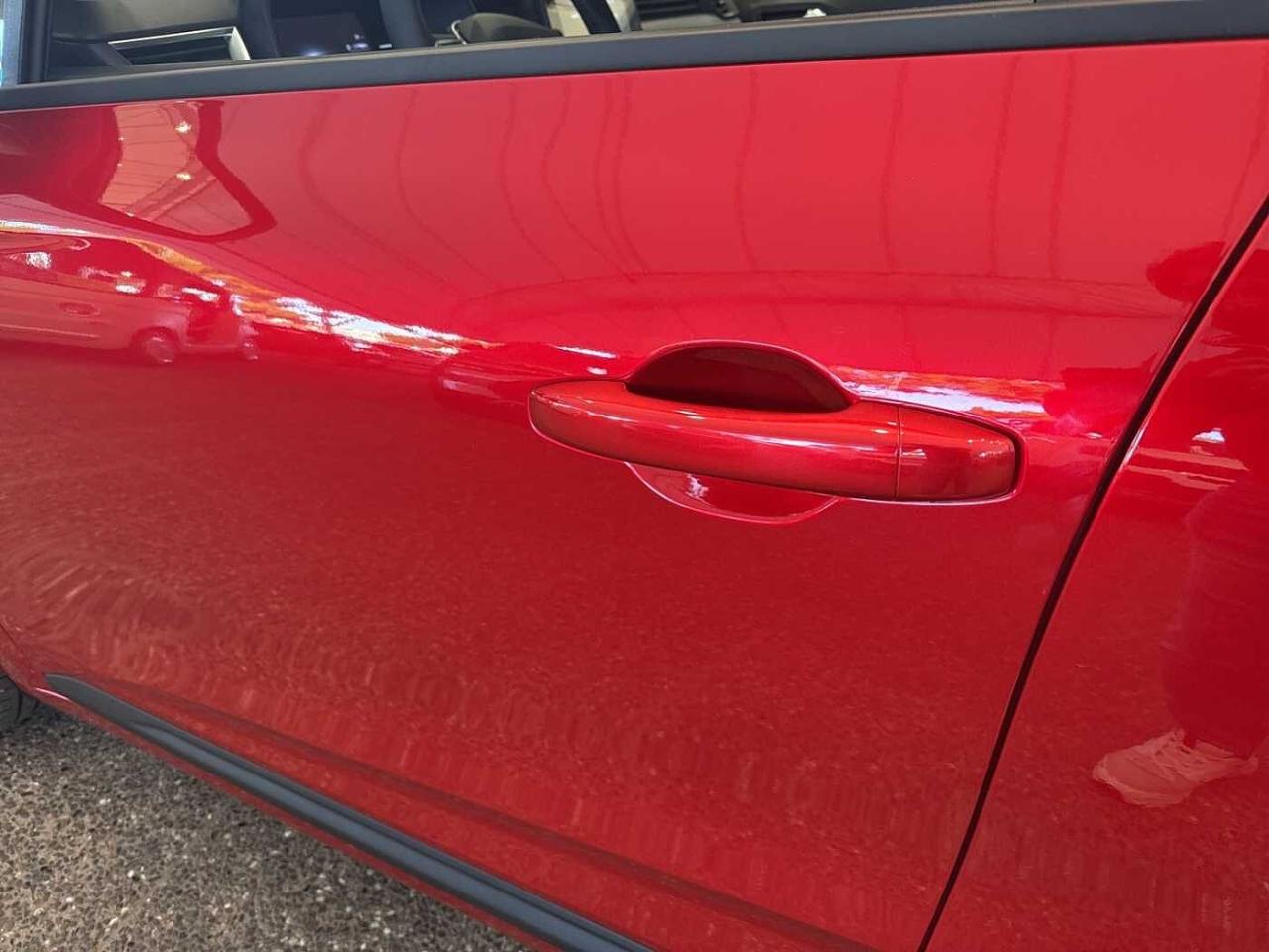 Renault Renault Clio usata, con volante in pelle