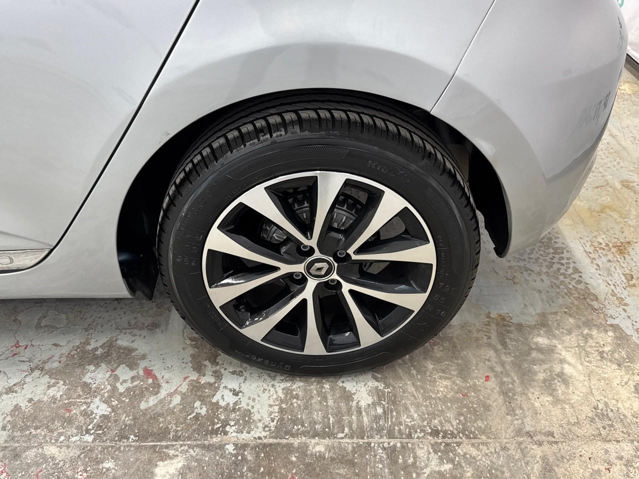 Renault Renault Clio usata, con GPS