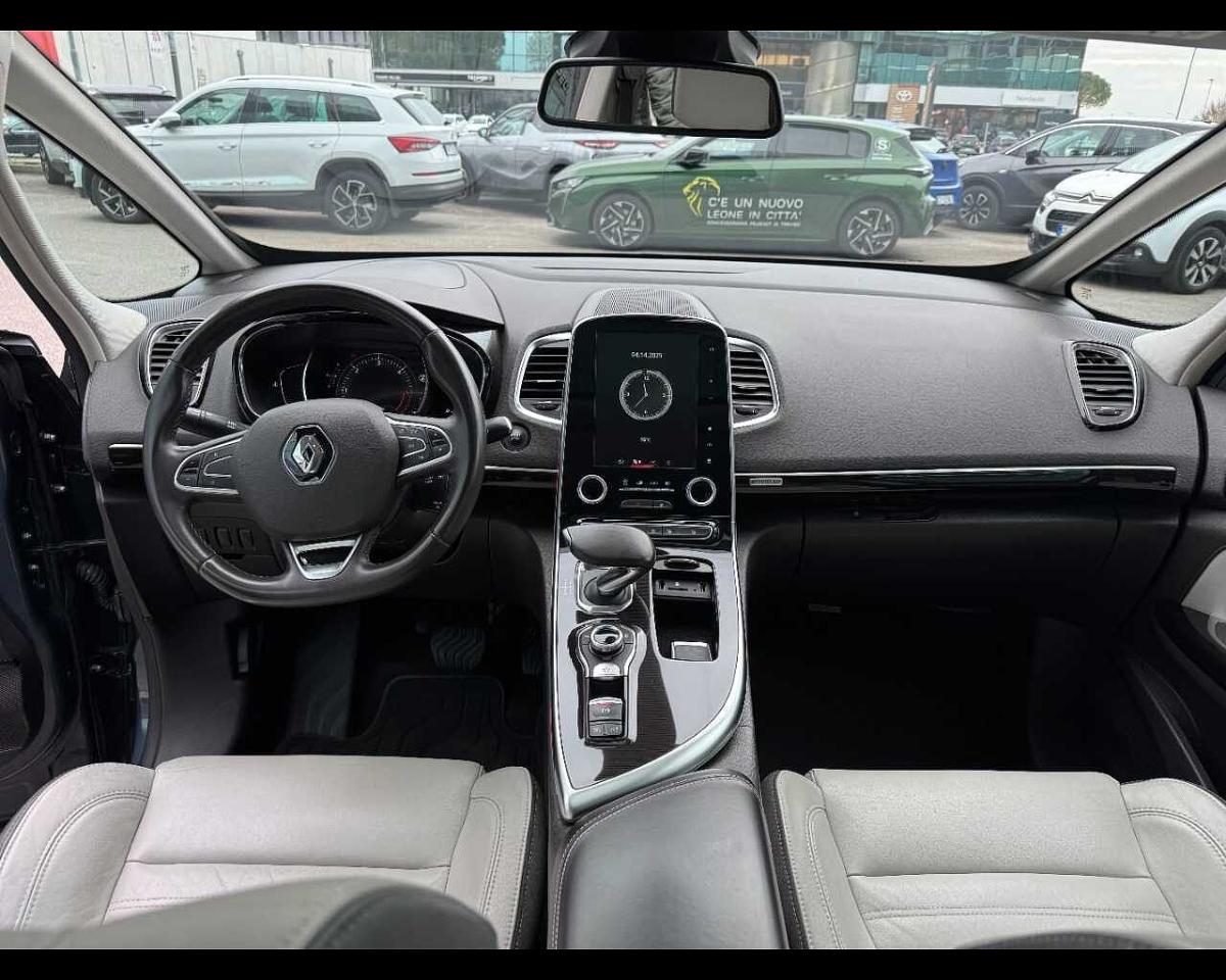 Renault Renault Espace usata, con illuminazione dell