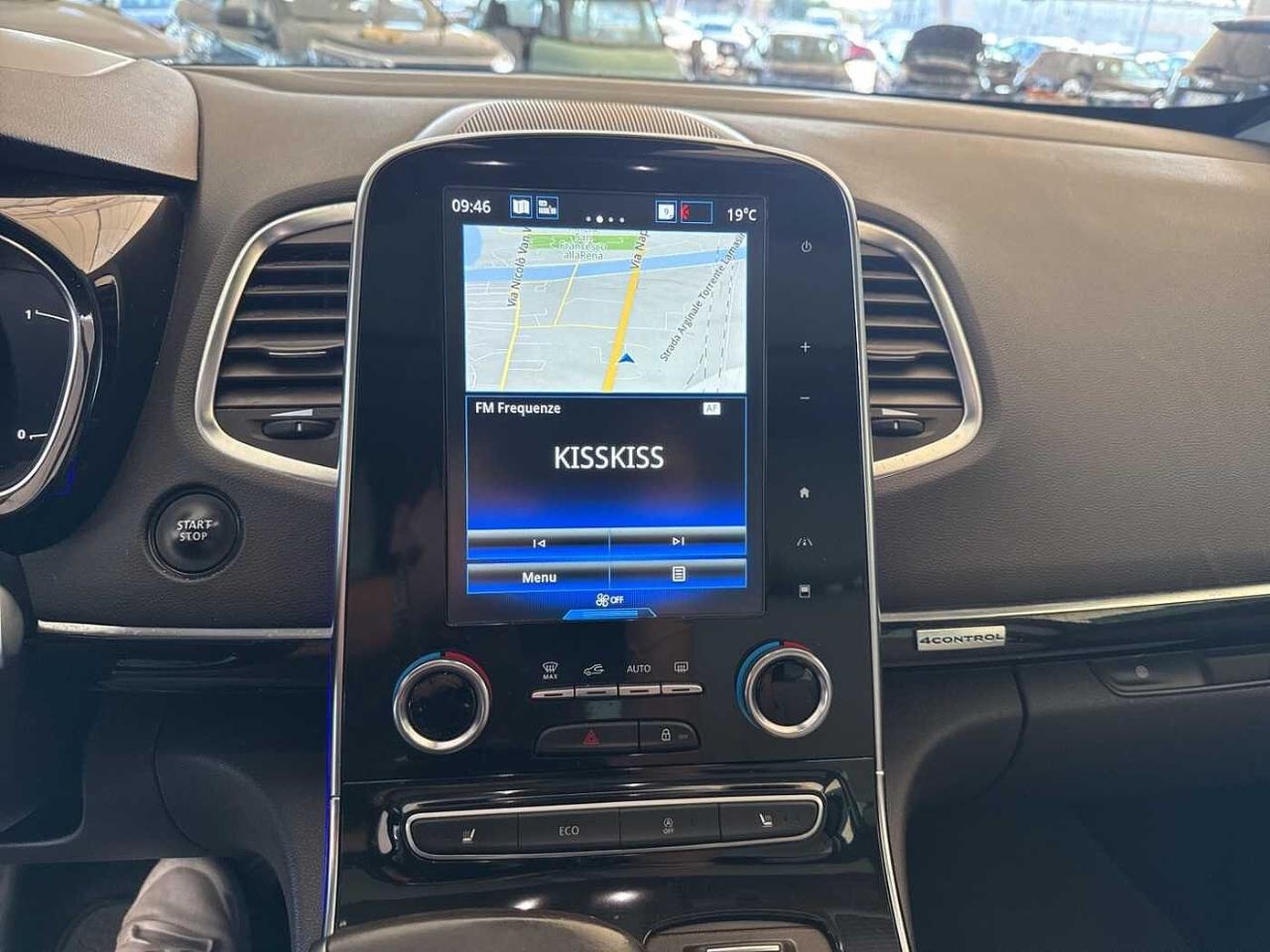 Renault Renault Espace usata, con assistente alle frenate di emergenza