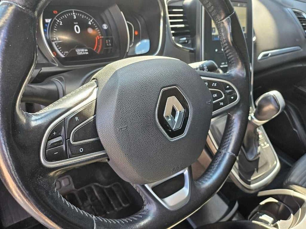 Renault Renault Scenic usata, con accelerazione: 12.4