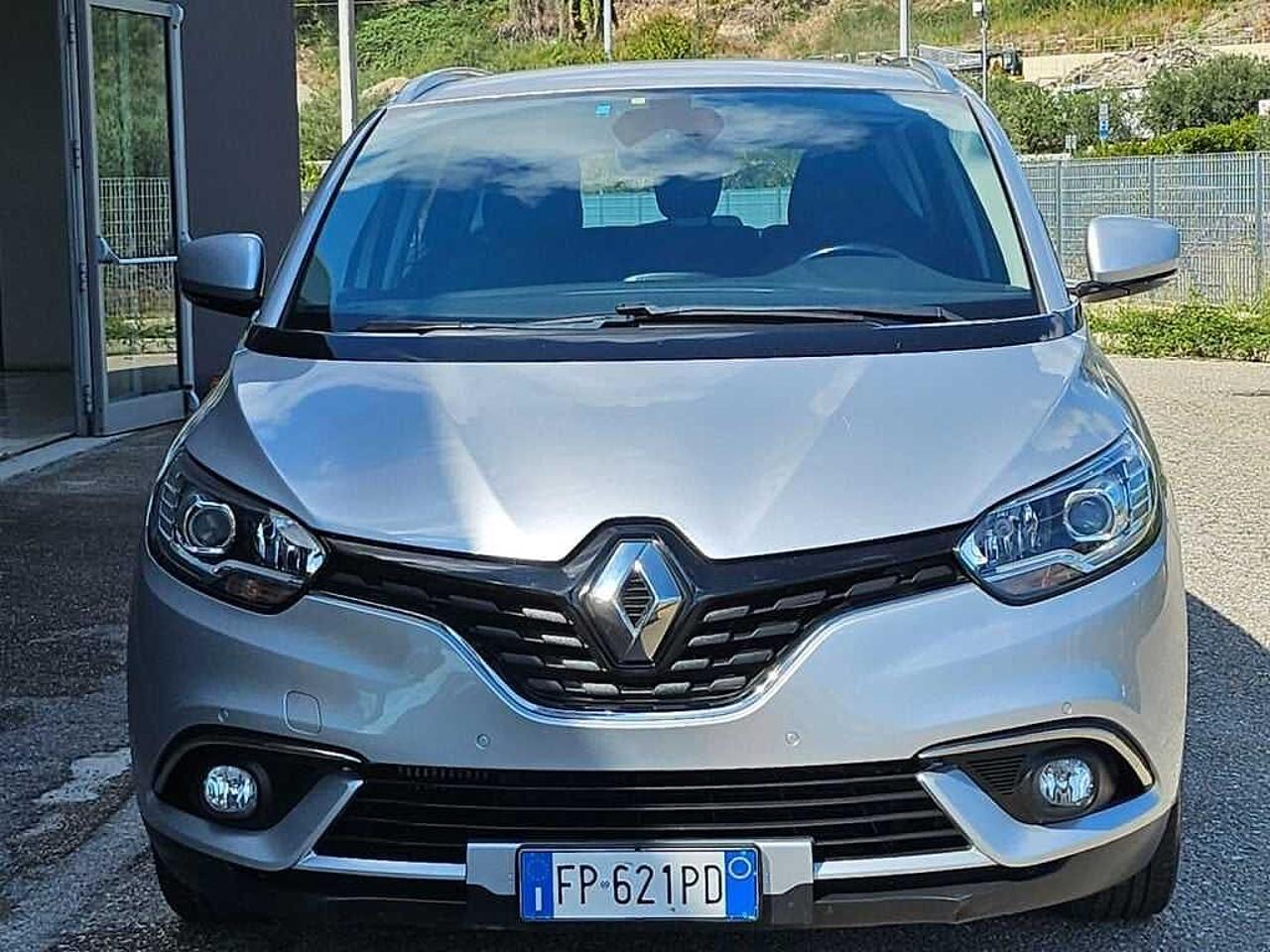 Renault Renault Scenic usata, con eco-mode (sistema di guida efficiente con pulsante di attivazione)