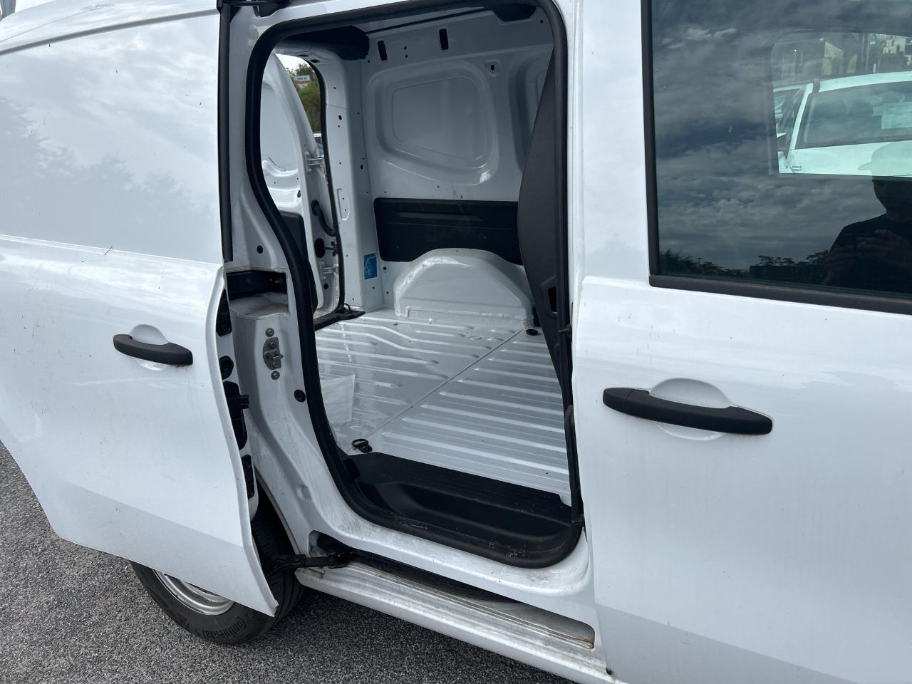 Renault Renault Kangoo usata, con servo sterzo