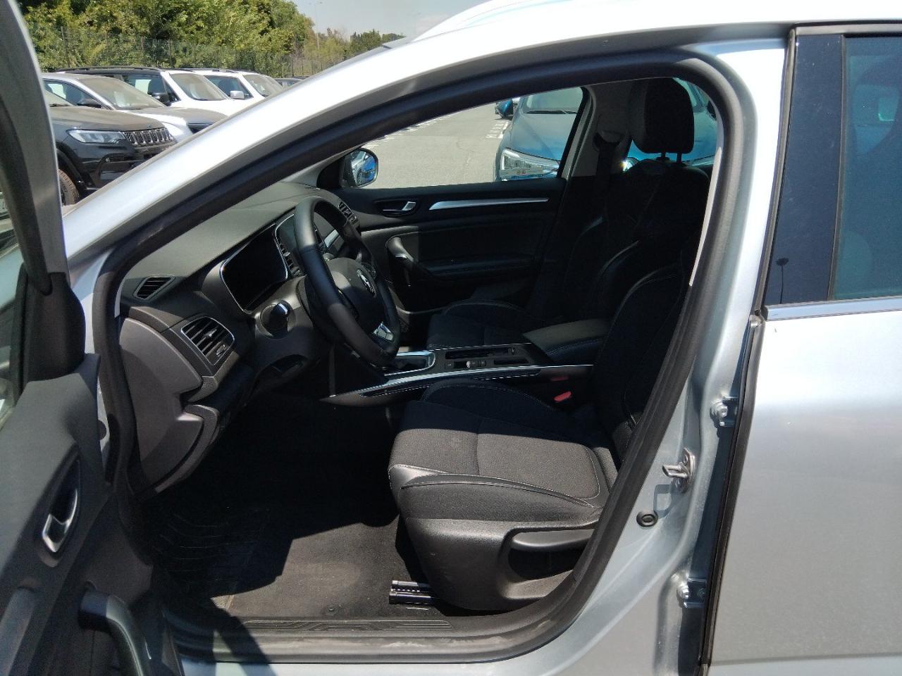 Renault Renault Megane usata, con cerchi in lega