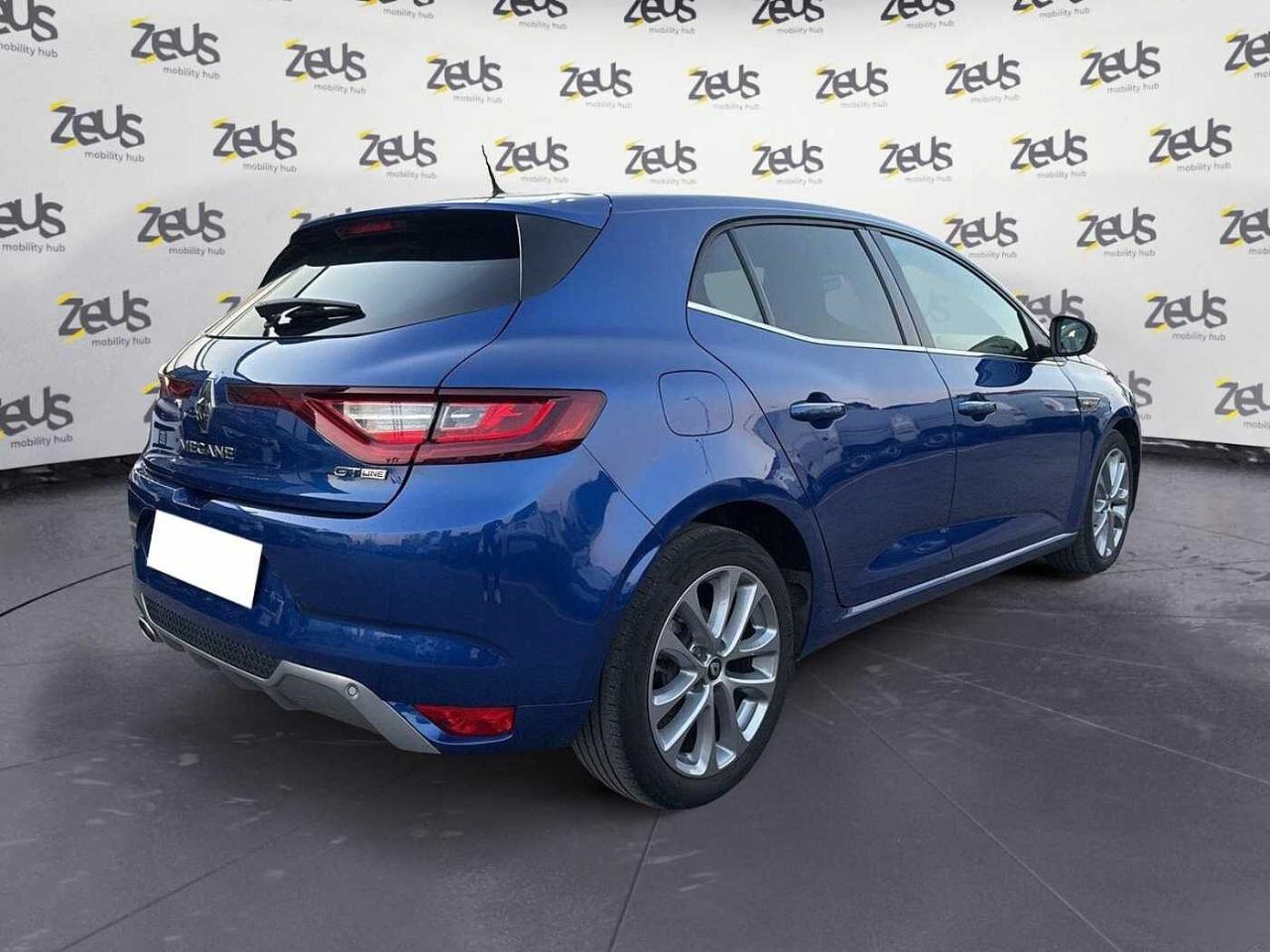 Renault Renault Megane usata, con cerchi in lega leggera