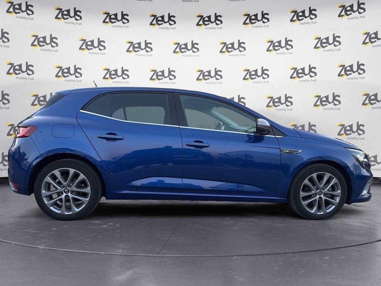 Renault Renault Megane usata, con chiusura automatica delle porte in movimento