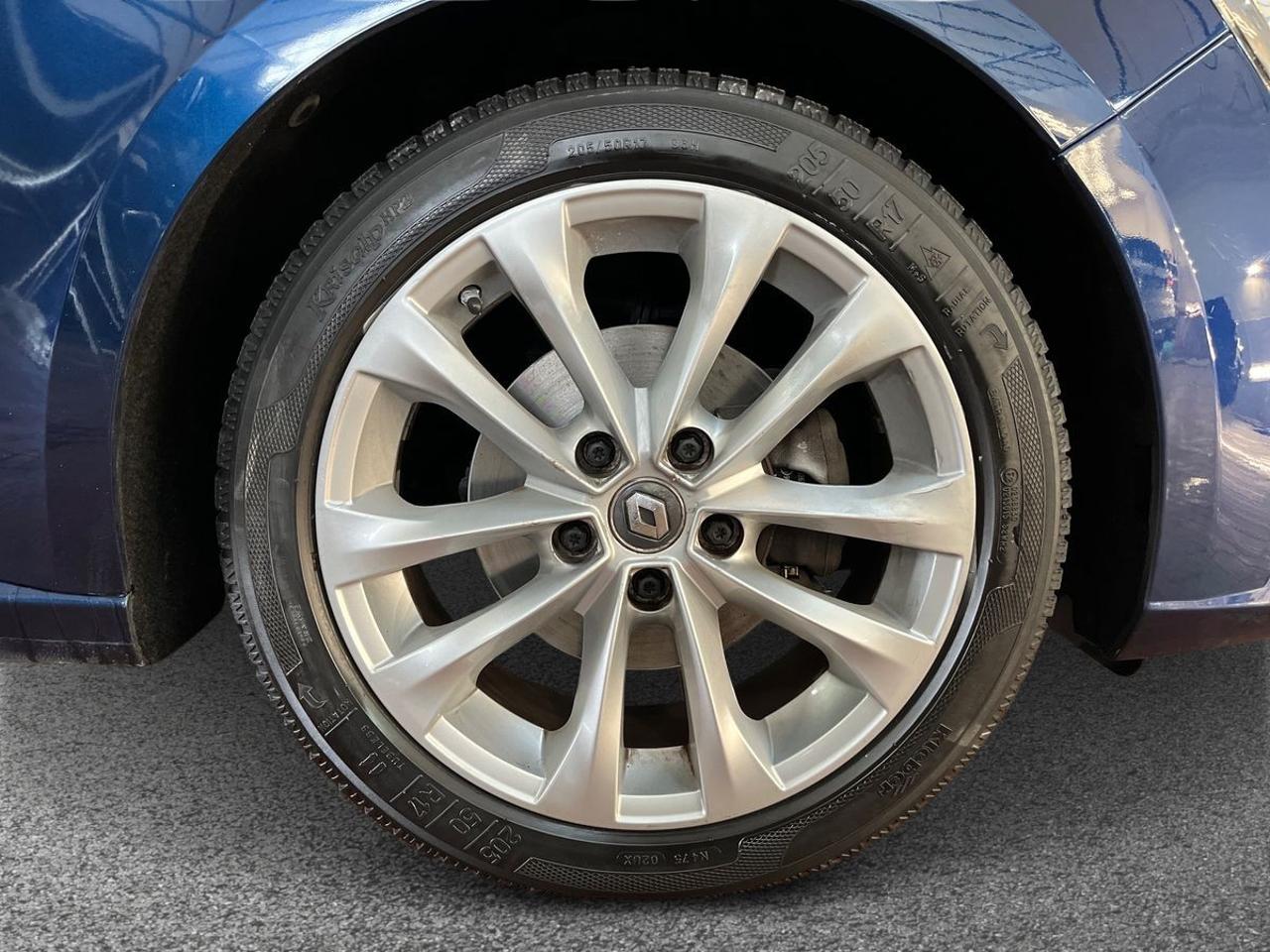 Renault Renault Megane usata, con cerchi in lega