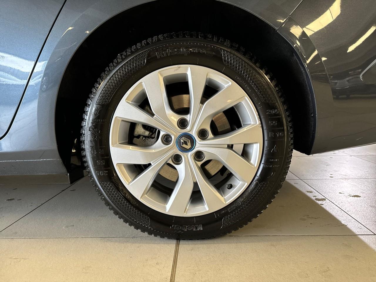 Renault Renault Megane usata, con 4 freni a disco con 2 dischi ventilati