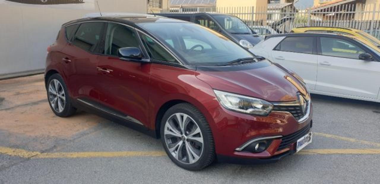 Renault Renault Scenic usata, con navigatore