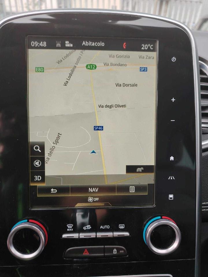Renault Renault Scenic usata, con 4 cilindri