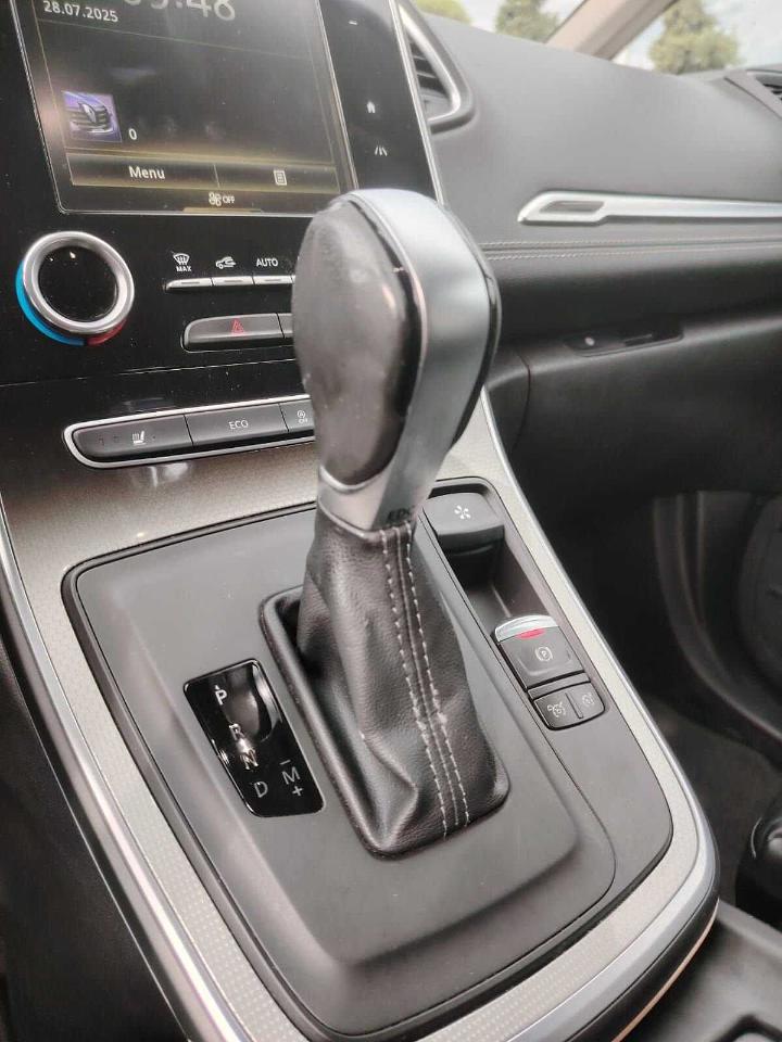 Renault Renault Scenic usata, con 5 porte