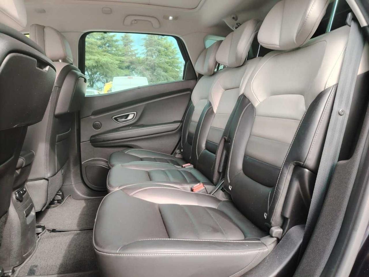 Renault Renault Scenic usata, con 5 sedili