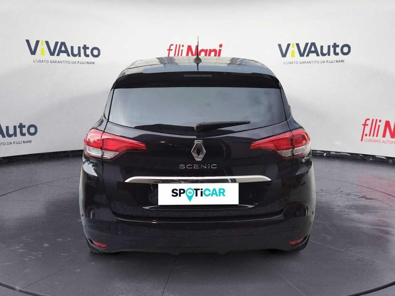 Renault Renault Scenic usata, con consolle centrale scorrevole