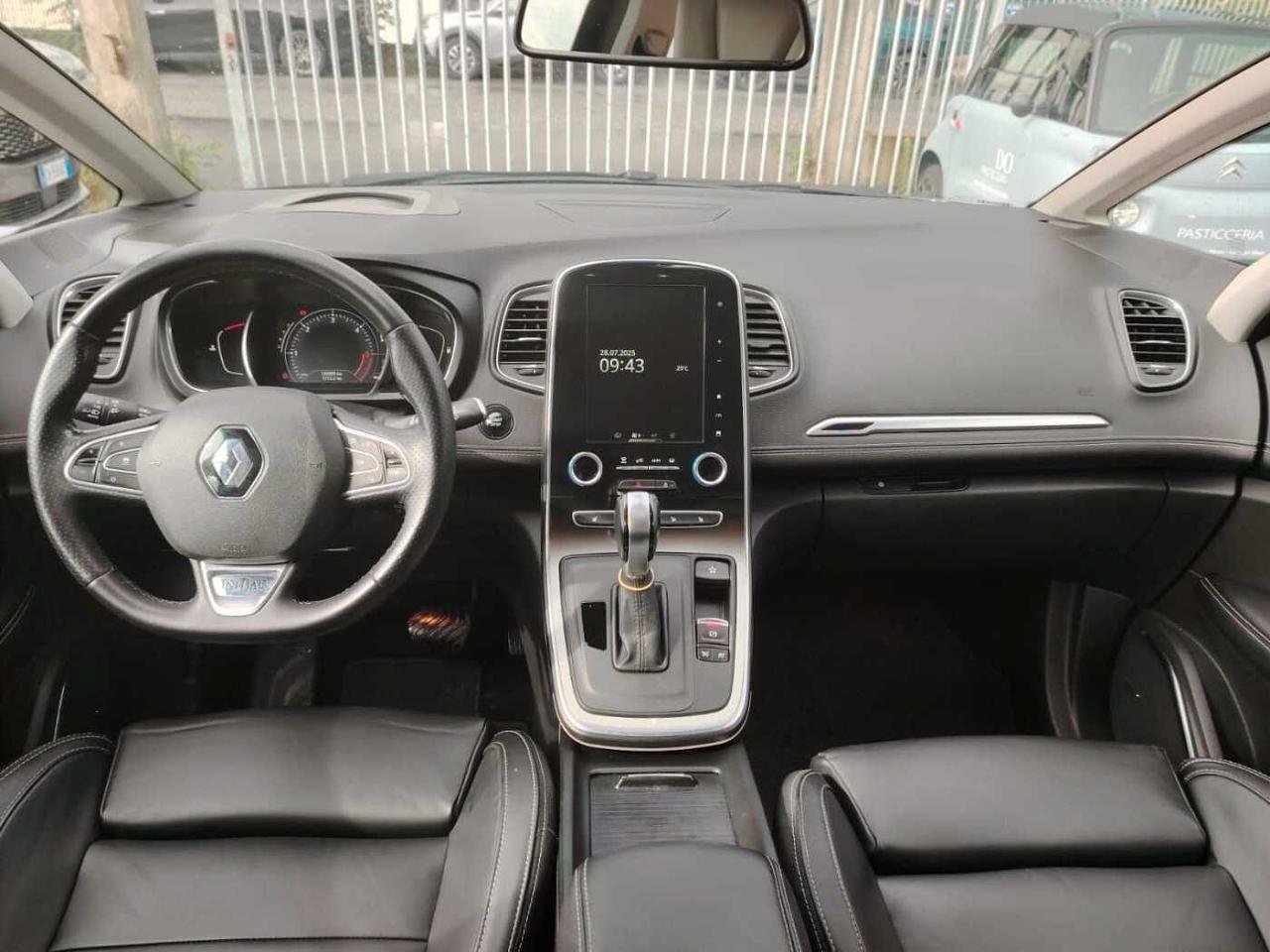 Renault Renault Scenic usata, con coppia motore: 1750