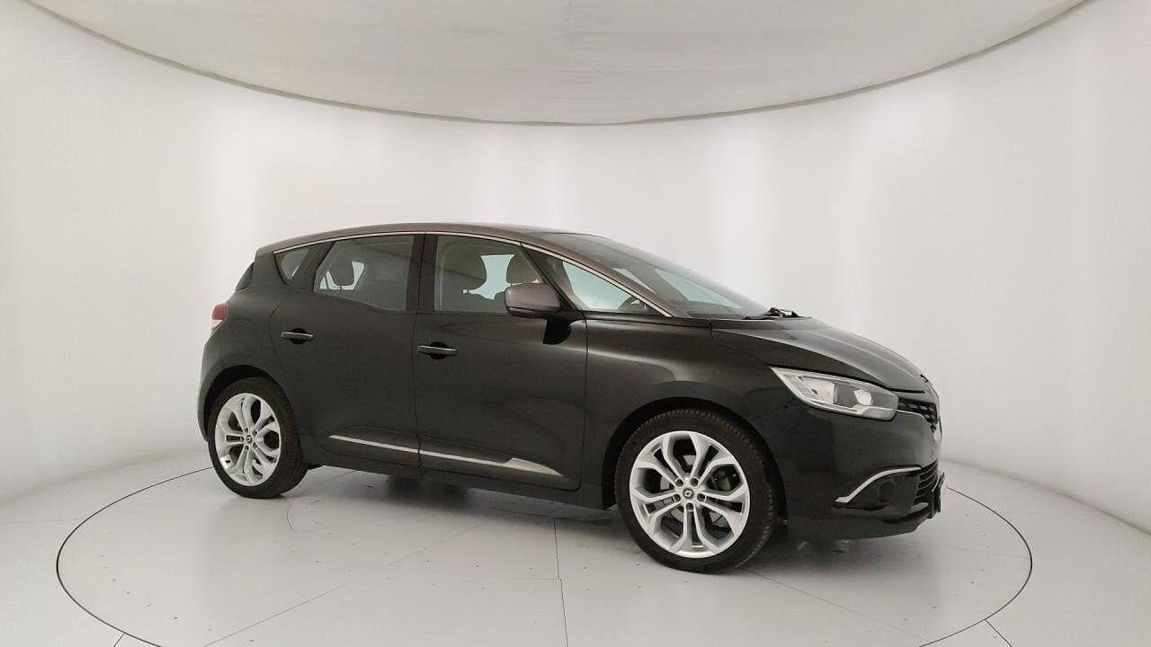 Renault Renault Scenic usata, con 4x Airbag (fontali + laterali)