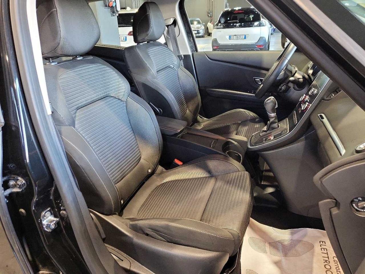 Renault Renault Scenic usata, con cruise control