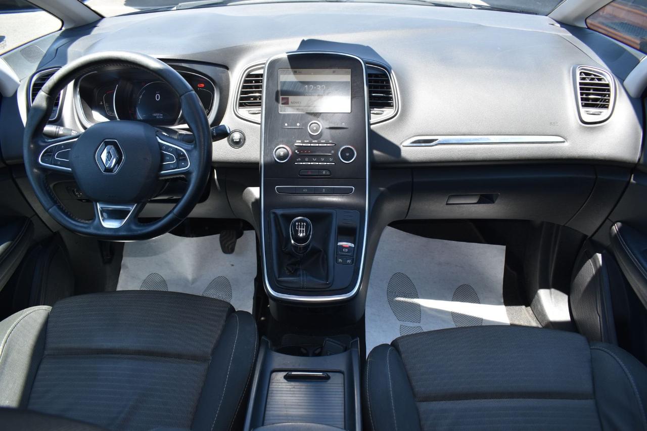 Renault Renault Scenic usata, con GPS
