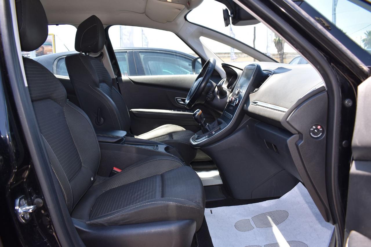 Renault Renault Scenic usata 13