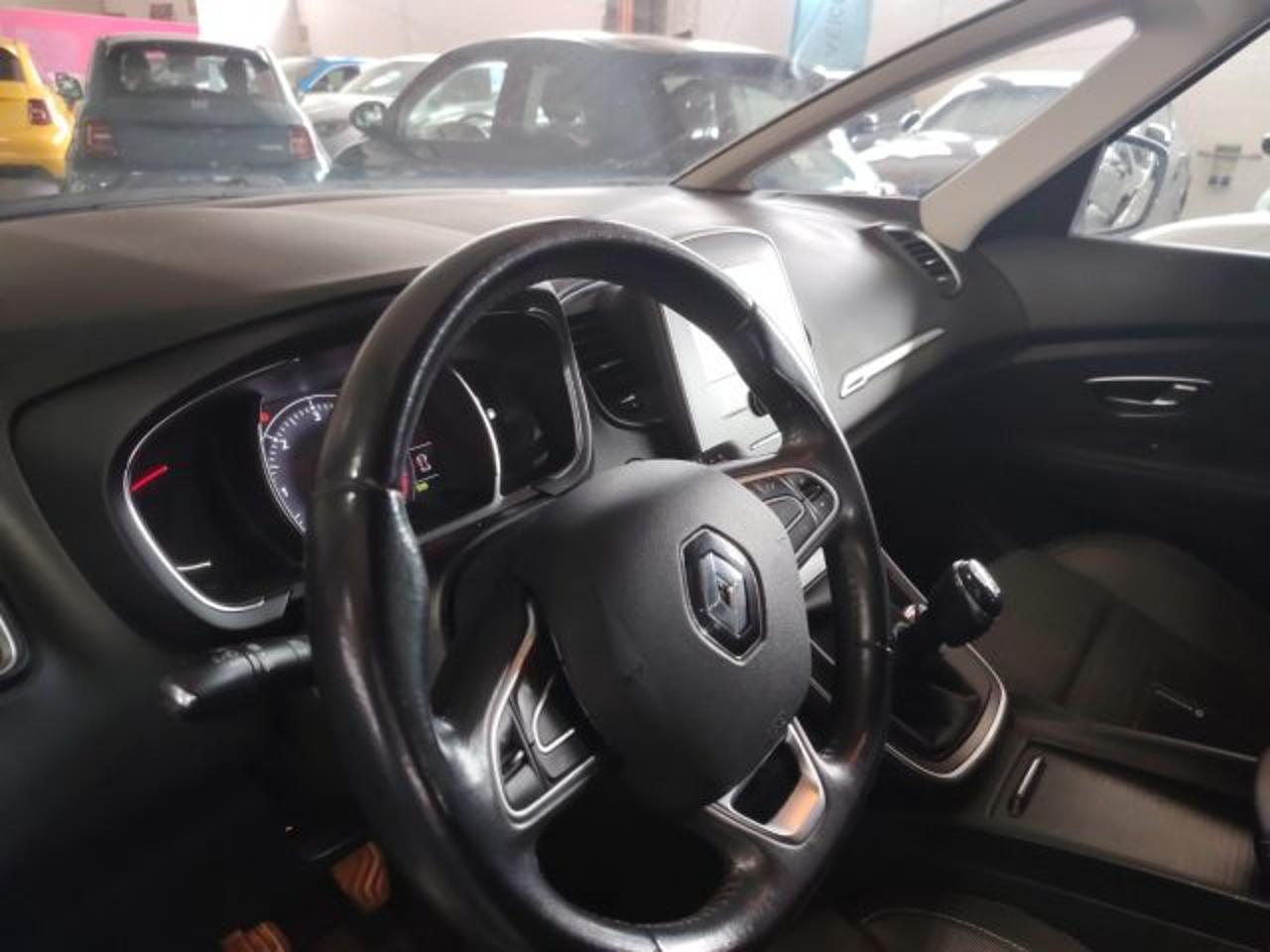 Renault Renault Scenic usata 9