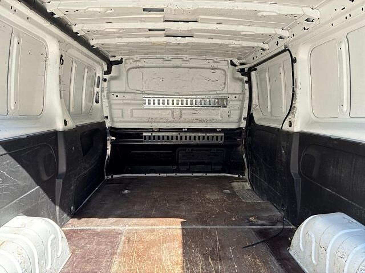 Renault Renault Trafic usata, con anelli d