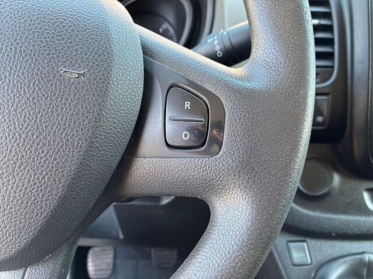 Renault Renault Trafic usata, con bluetooth