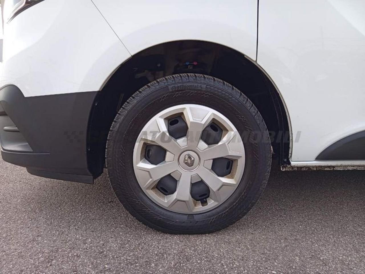 Renault Renault Trafic usata 21