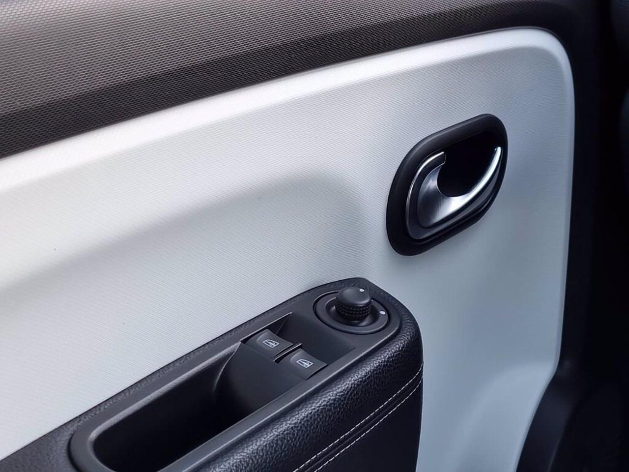 Renault Renault Twingo usata, con accelerazione: 8.2