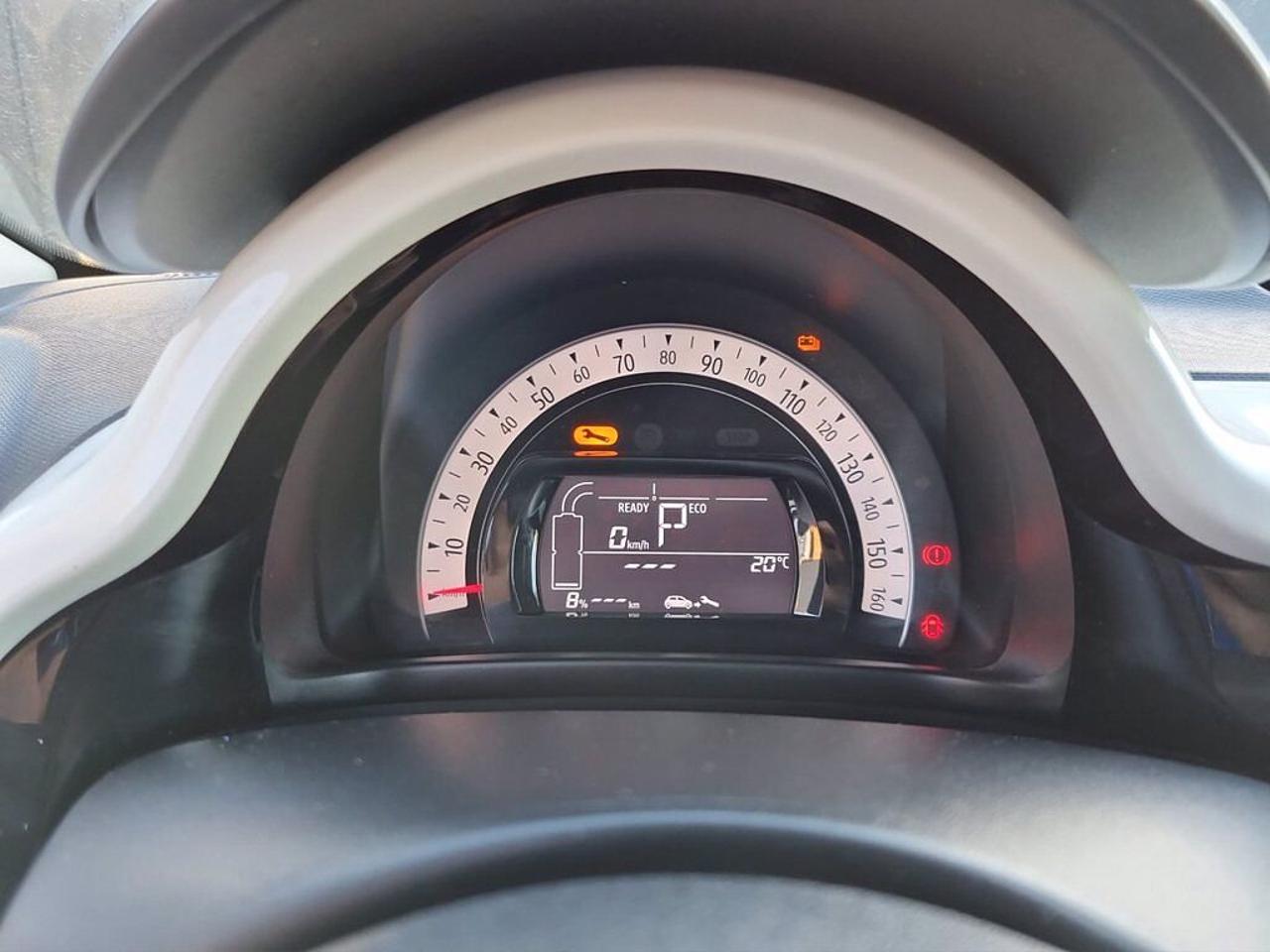 Renault Renault Twingo usata, con airbag frontali, anteriori e posteriori a tendina, laterali anteriori, ginocchia lato guida