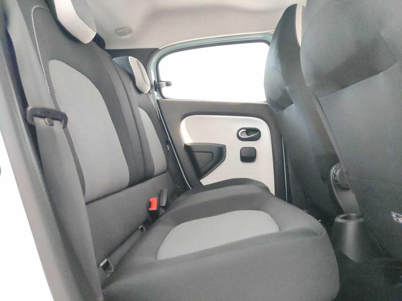 Renault Renault Twingo usata, con 6x Airbag (fontali + laterali + testa)