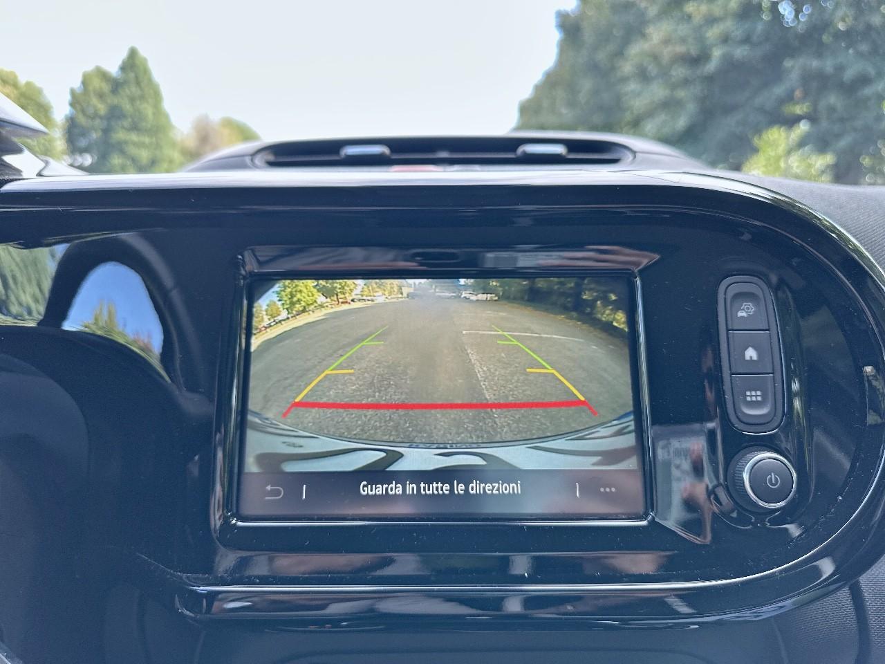 Renault Renault Twingo usata, con airbag laterale anteriore e include protezione testa