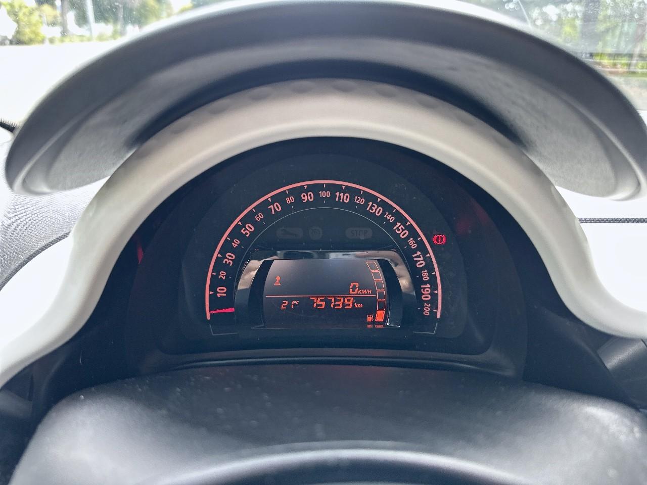 Renault Renault Twingo usata, con aggiornamenti via etere aggiornamenti ota