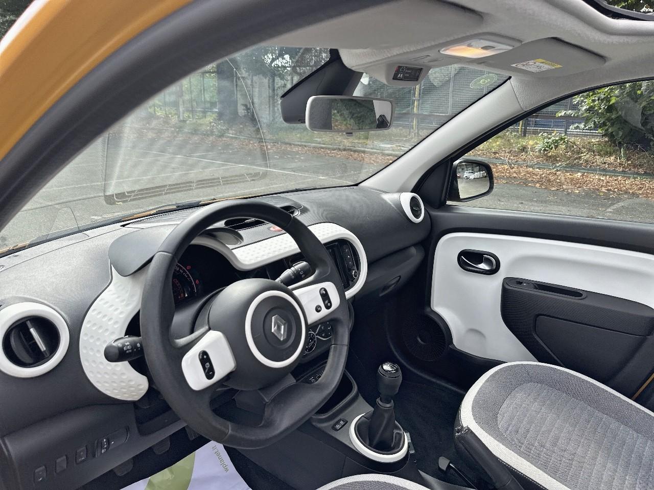 Renault Renault Twingo usata, con comandi apps