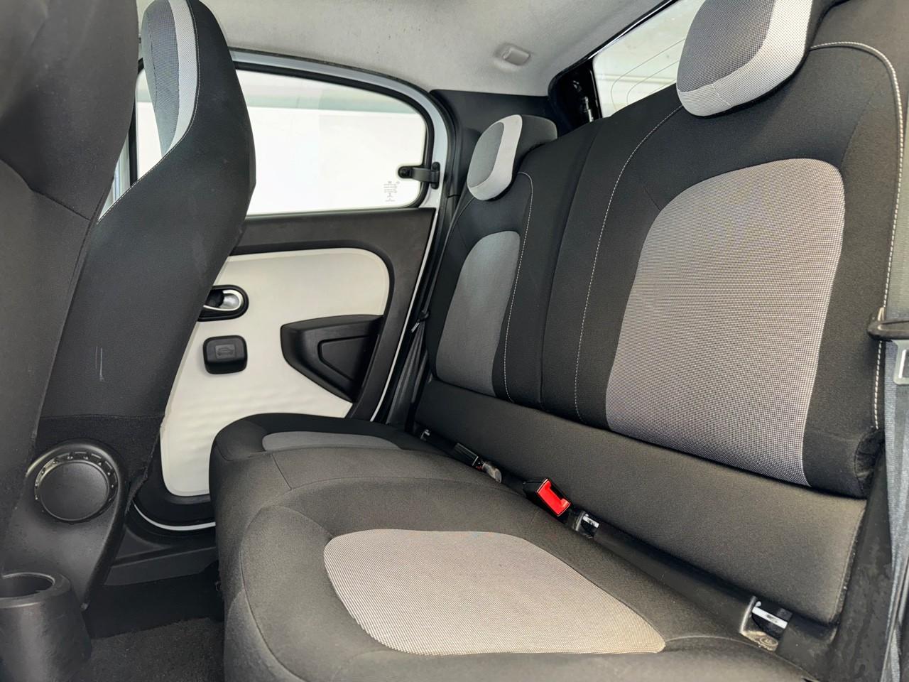 Renault Renault Twingo usata, con 2 freni a disco con 2 dischi ventilati