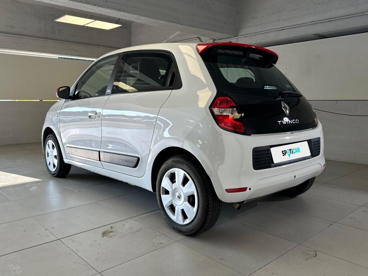 Renault Renault Twingo usata, con copertura bagagli rigida