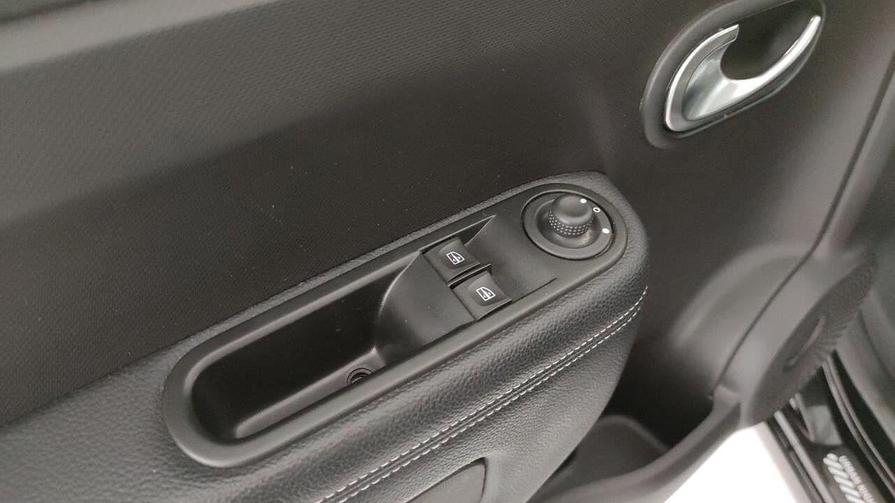 Renault Renault Twingo usata, con sistema di navigazione