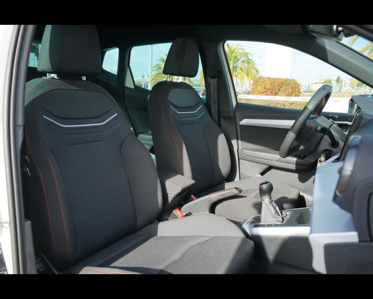 Seat Seat Arona usata, con autoradio