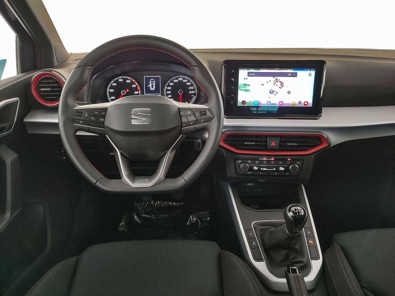Seat Seat Arona usata, con 5 sedili