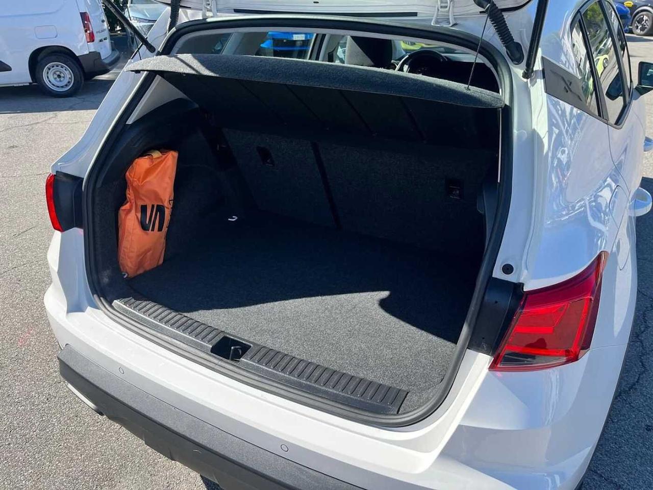 Seat Seat Arona usata, con cerchi in lega leggera