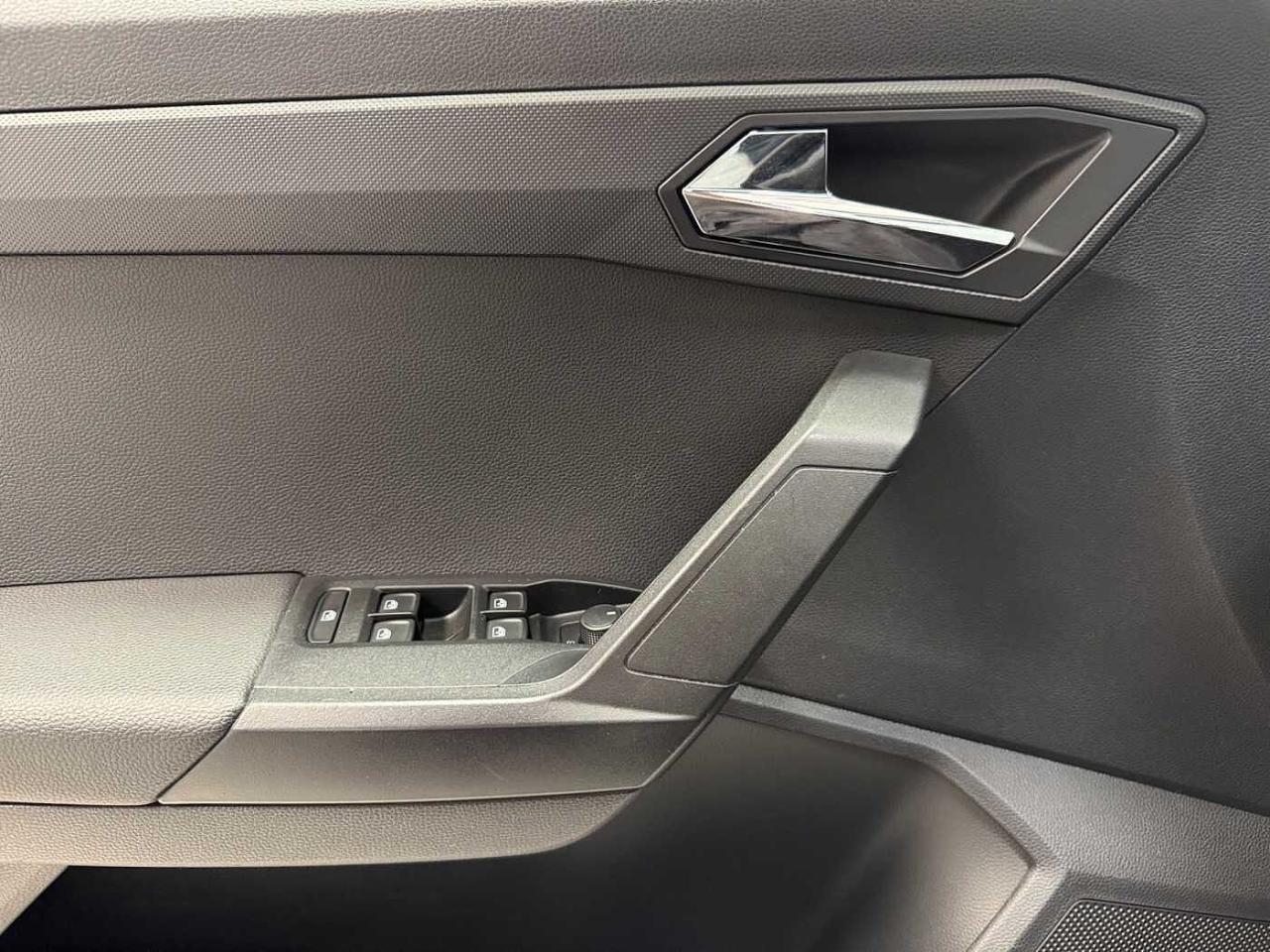 Seat Seat Arona usata, con chiusura centralizzata
