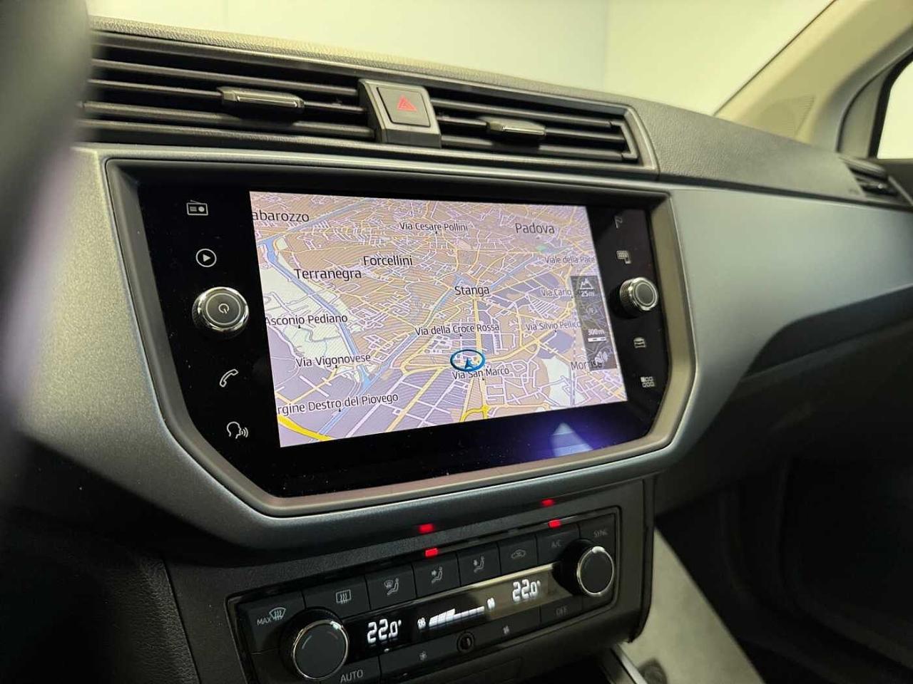 Seat Seat Arona usata, con computer di bordo