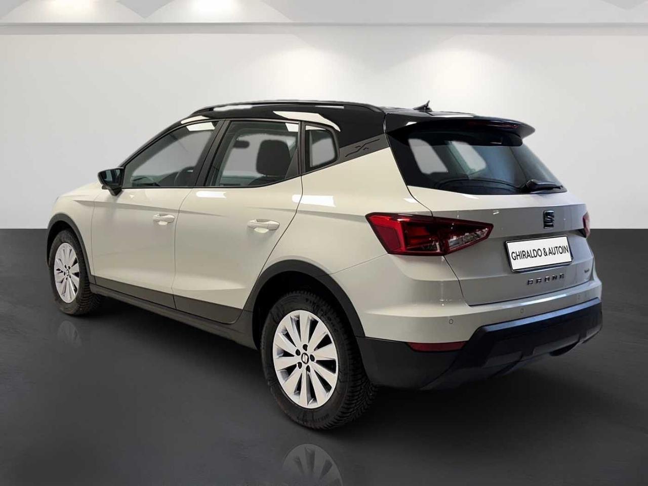 Seat Seat Arona usata, con luci diurne a led